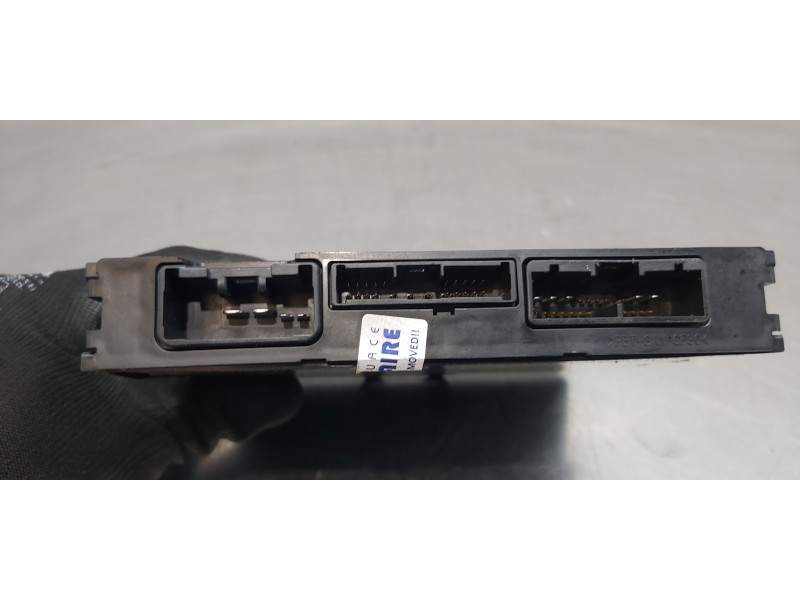 Recambio de modulo electronico para toyota avensis touring sports executive referencia OEM IAM 8926105010  