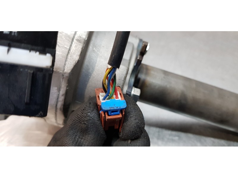 Recambio de columna direccion para ssangyong korando crystal 4x2 referencia OEM IAM 4621034043   Recambio de columna direccion para ssangyong korando crystal 4x2 referencia OEM IAM 4621034043