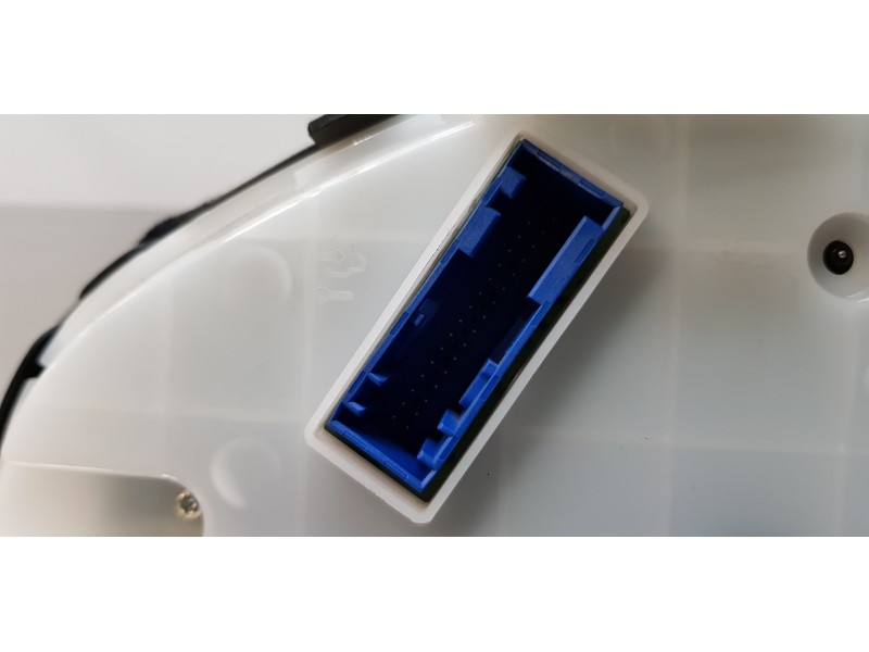 Recambio de cuadro instrumentos para opel astra j lim. cosmo referencia OEM IAM 13355666  