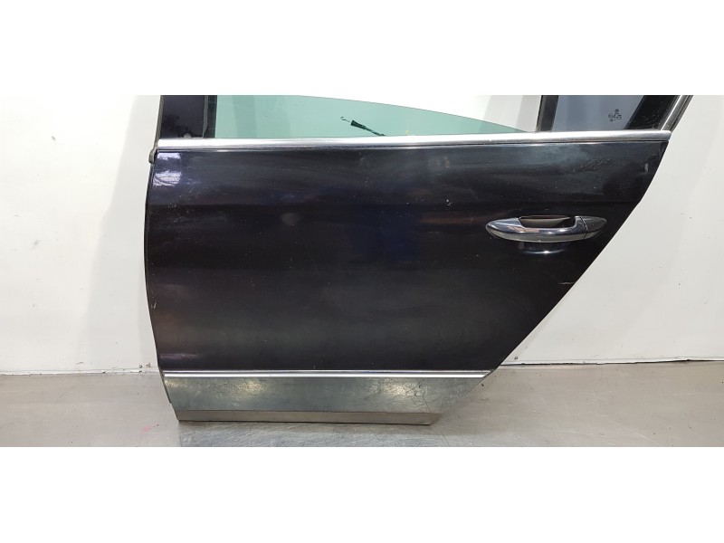 Recambio de puerta trasera izquierda para volkswagen passat berlina (3c2) advance referencia OEM IAM 3C5833055H   Recambio de puerta trasera izquierda para volkswagen passat berlina (3c2) advance referencia OEM IAM 3C5833055H