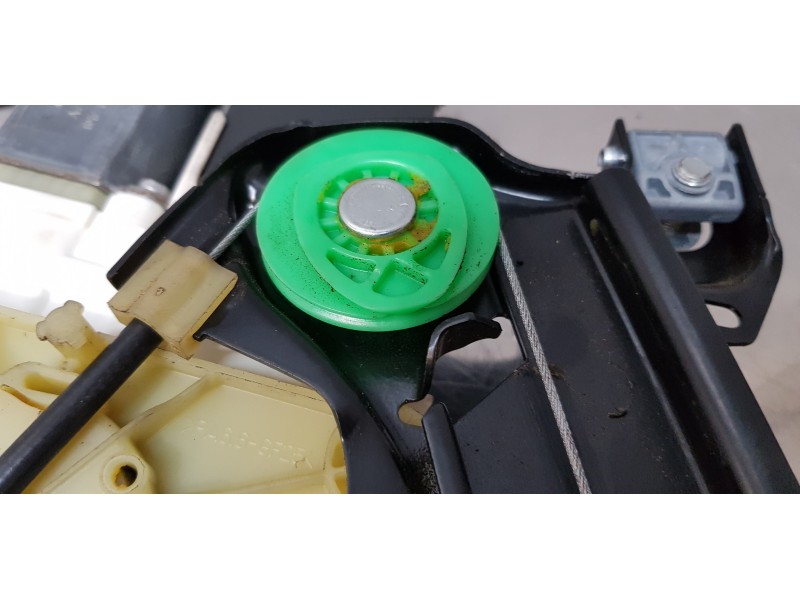 Recambio de elevalunas delantero derecho para peugeot 407 coupe pack referencia OEM IAM 9662062180  