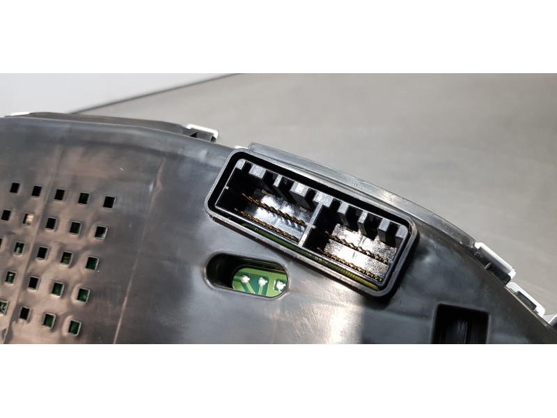 Recambio de cuadro instrumentos para ssangyong korando crystal 4x2 referencia OEM IAM 8021034051   Recambio de cuadro instrumentos para ssangyong korando crystal 4x2 referencia OEM IAM 8021034051