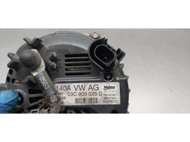 Recambio de alternador para volkswagen golf vi (5k1) sport referencia OEM IAM 03C903025D TG14C027  Recambio de alternador para volkswagen golf vi (5k1) sport referencia OEM IAM 03C903025D TG14C027