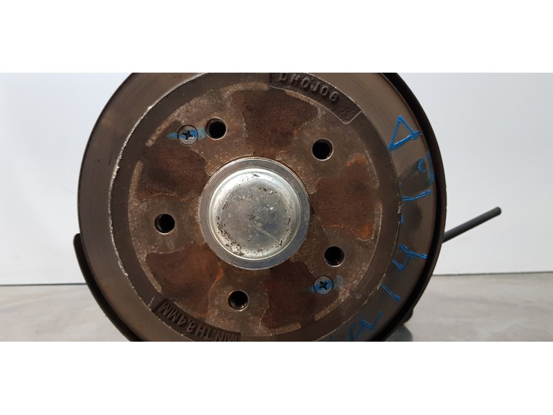 Recambio de mangueta trasera derecha para ssangyong korando crystal 4x2 referencia OEM IAM 4592034000   Recambio de mangueta trasera derecha para ssangyong korando crystal 4x2 referencia OEM IAM 4592034000