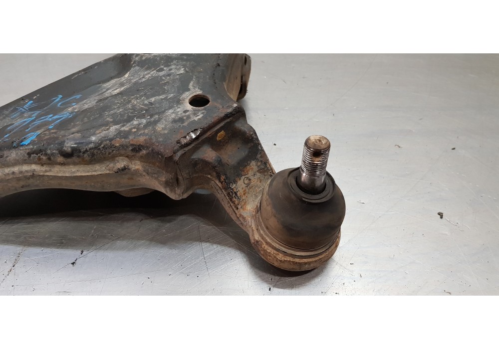 Recambio de brazo suspension inferior delantero derecho para toyota hilux (kun) extra cab 4x4 referencia OEM IAM 486550K040   Recambio de brazo suspension inferior delantero derecho para toyota hilux (kun) extra cab 4x4 referencia OEM IAM 486550K040