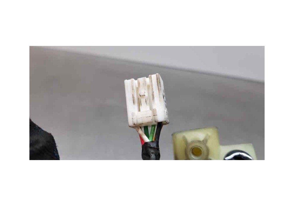 Recambio de antirrobo para kia sportage basic 2wd referencia OEM IAM 81900D9F00  