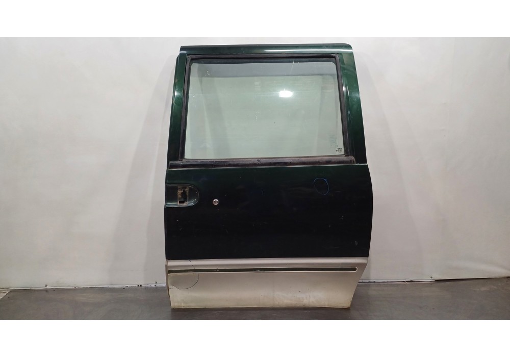 Recambio de puerta lateral corredera izquierda para nissan serena (c23m) 2.3 invitation d referencia OEM IAM 821019C032  