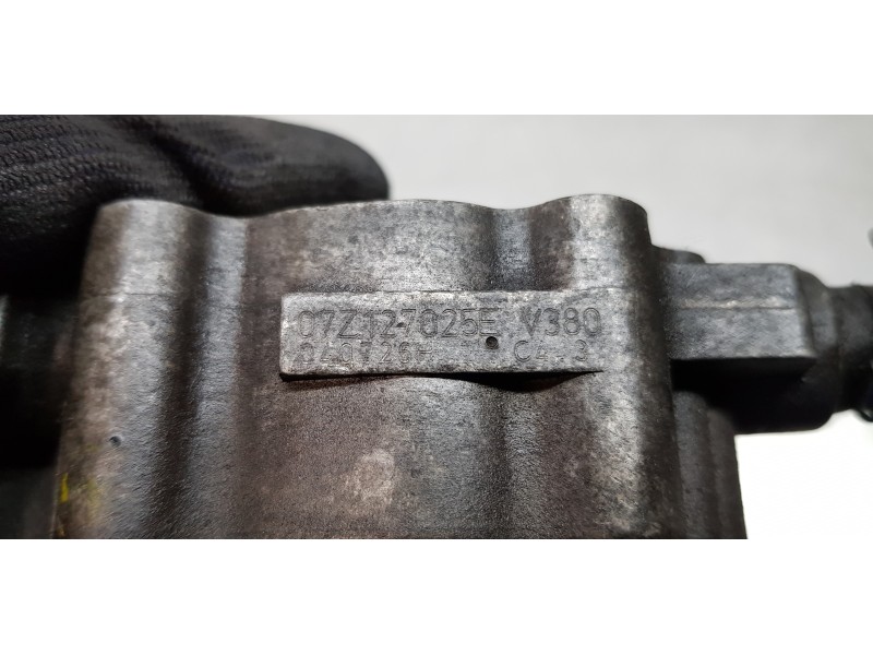 Recambio de depresor freno / bomba vacio para volkswagen touareg (7la) tdi v10 referencia OEM IAM 07Z127025E  