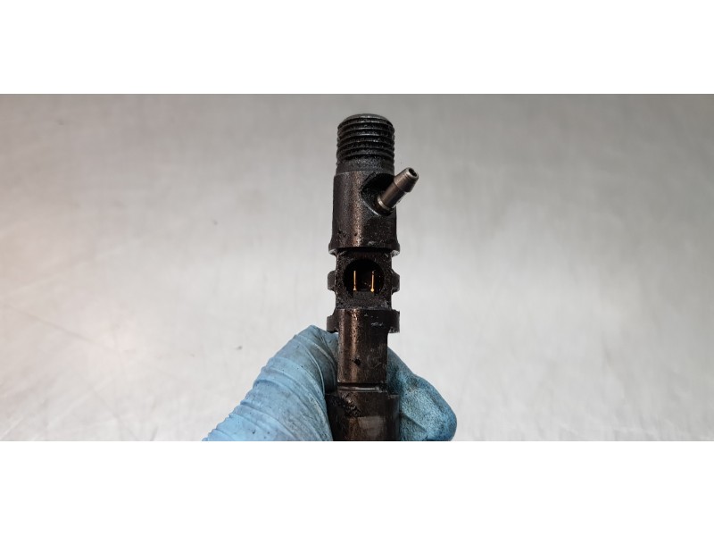 Recambio de inyector para ssangyong rodius xdi referencia OEM IAM A6650170121 EJBR02601Z 