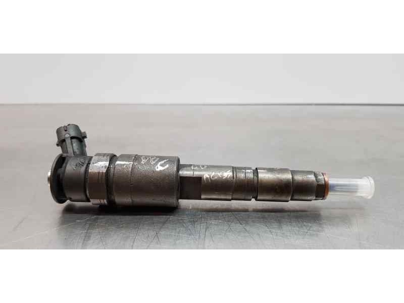 Recambio de inyector para peugeot 208 style referencia OEM IAM 0445110566  