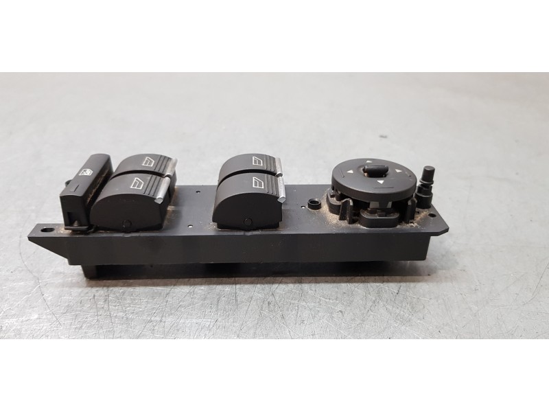 Recambio de mando elevalunas delantero izquierdo para ford kuga (cbs) trend referencia OEM IAM F1ET14A132CC   Recambio de mando elevalunas delantero izquierdo para ford kuga (cbs) trend referencia OEM IAM F1ET14A132CC