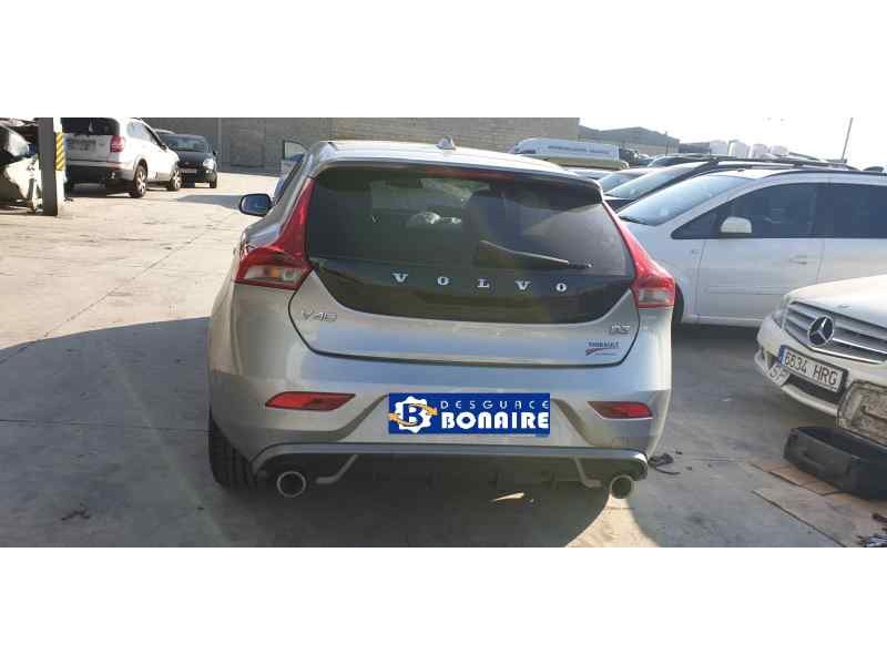 volvo v40 del año 2012