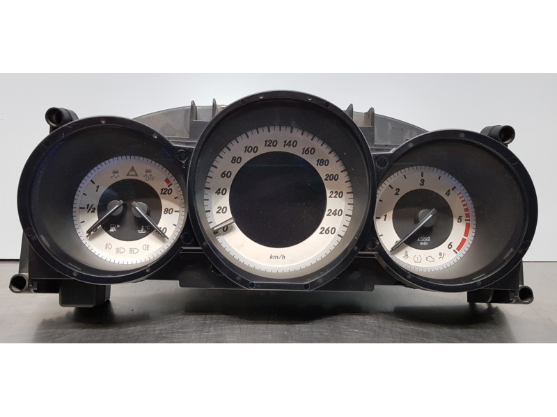 Recambio de cuadro instrumentos para mercedes clase cls (w218) cls 350 cdi be (218.323) referencia OEM IAM A2189006601  