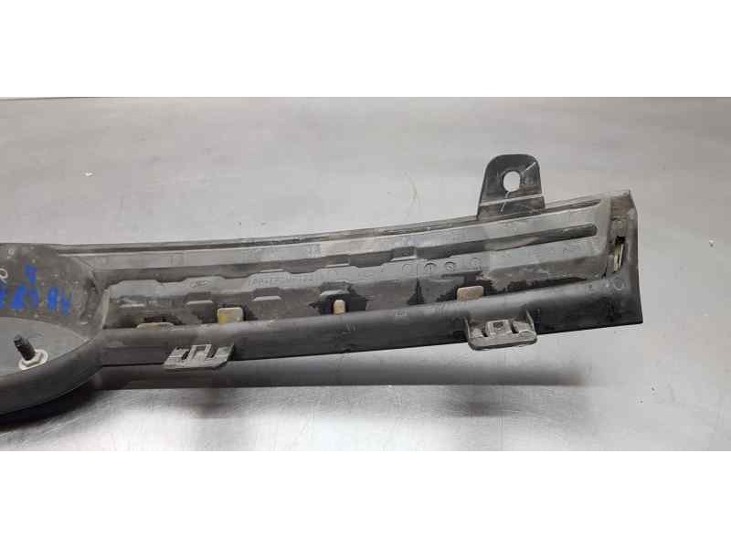 Recambio de rejilla delantera para ford ecosport trend referencia OEM IAM 1889861   Recambio de rejilla delantera para ford ecosport trend referencia OEM IAM 1889861