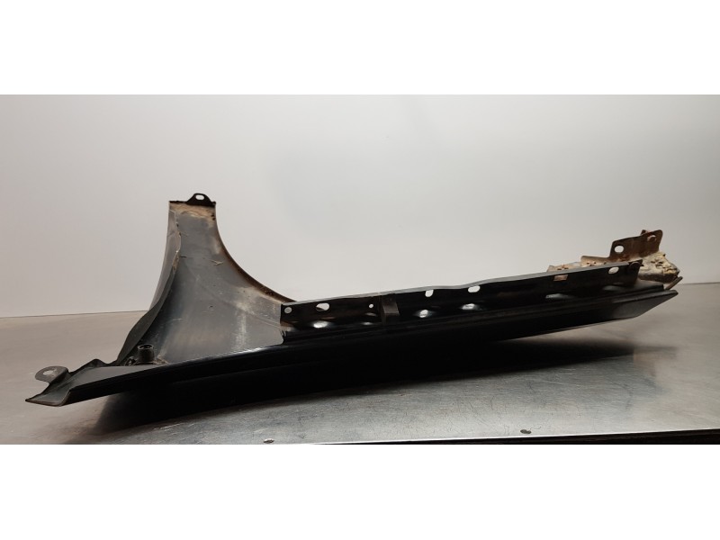 Recambio de aleta delantera derecha para opel astra gtc cosmo referencia OEM IAM 93178667  