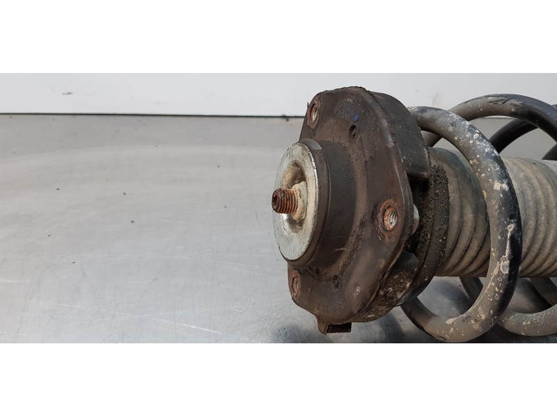 Recambio de amortiguador delantero izquierdo para volkswagen caddy furgón/kombi kombi referencia OEM IAM 2K5413031  