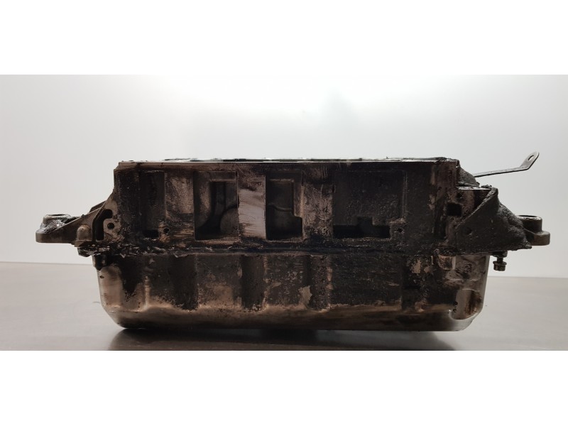 Recambio de sobrecarter para volkswagen touareg (7la) tdi v10 referencia OEM IAM 07Z103601AM 07Z103604E  Recambio de sobrecarter para volkswagen touareg (7la) tdi v10 referencia OEM IAM 07Z103601AM 07Z103604E