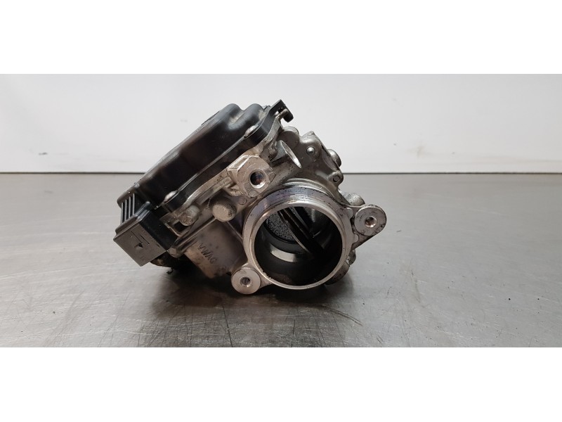 Recambio de caja mariposa para volkswagen caddy furgón/kombi kombi referencia OEM IAM 04L128059AA  