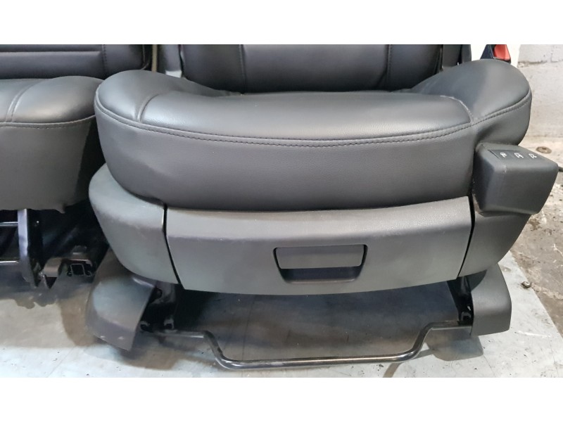 Recambio de juego asientos completo para citroen c4 grand picasso feel referencia OEM IAM    Recambio de juego asientos completo para citroen c4 grand picasso feel referencia OEM IAM