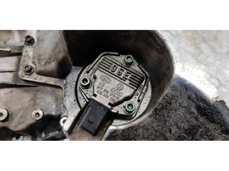 Recambio de sobrecarter para volkswagen touareg (7la) tdi v10 referencia OEM IAM 07Z103601AM 07Z103604E  Recambio de sobrecarter para volkswagen touareg (7la) tdi v10 referencia OEM IAM 07Z103601AM 07Z103604E