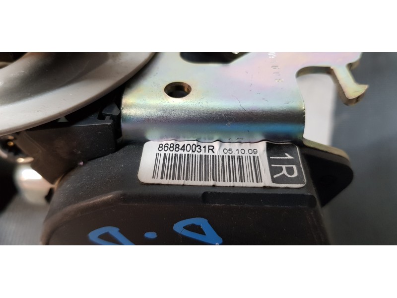 Recambio de cinturon seguridad delantero derecho para renault laguna iii privilege referencia OEM IAM 868840031R  