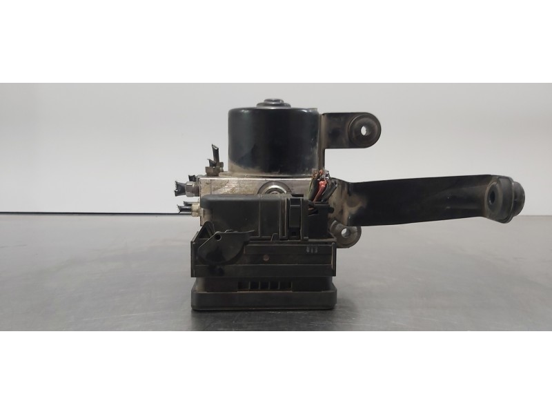 Recambio de abs para ford focus lim. (cb4) trend referencia OEM IAM 8M512C405AA   Recambio de abs para ford focus lim. (cb4) trend referencia OEM IAM 8M512C405AA