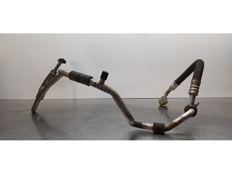 Recambio de tubos aire acondicionado para audi a3 (8p) 2.0 tdi ambiente referencia OEM IAM 1K0820743R   Recambio de tubos aire acondicionado para audi a3 (8p) 2.0 tdi ambiente referencia OEM IAM 1K0820743R