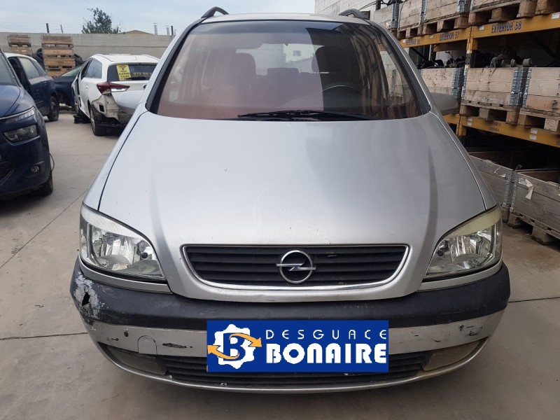 opel zafira a del año 2000