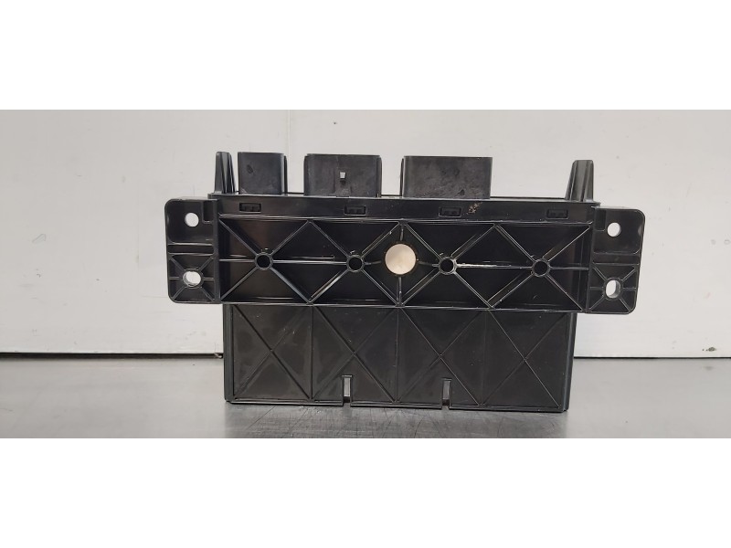 Recambio de modulo electronico para jaguar xf r-sport awd referencia OEM IAM T2H30371  