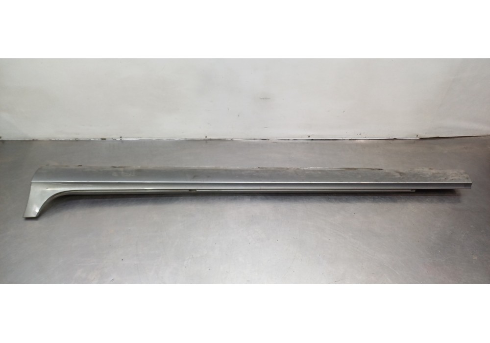 Recambio de faldon lateral para mercedes clase cls (w218) cls 350 cdi be (218.323) referencia OEM IAM A21869800549999  
