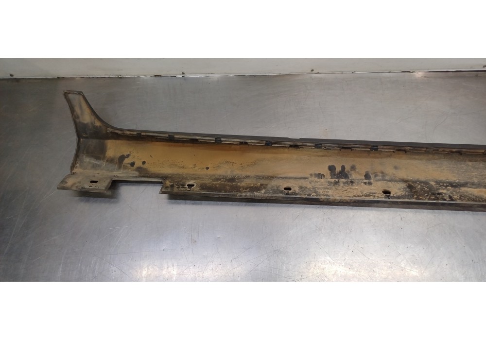 Recambio de faldon lateral para mercedes clase cls (w218) cls 350 cdi be (218.323) referencia OEM IAM A21869800549999  