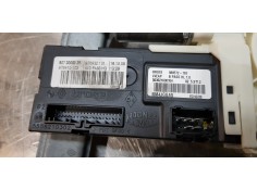 Recambio de elevalunas delantero derecho para renault laguna iii privilege referencia OEM IAM 807300002R   2