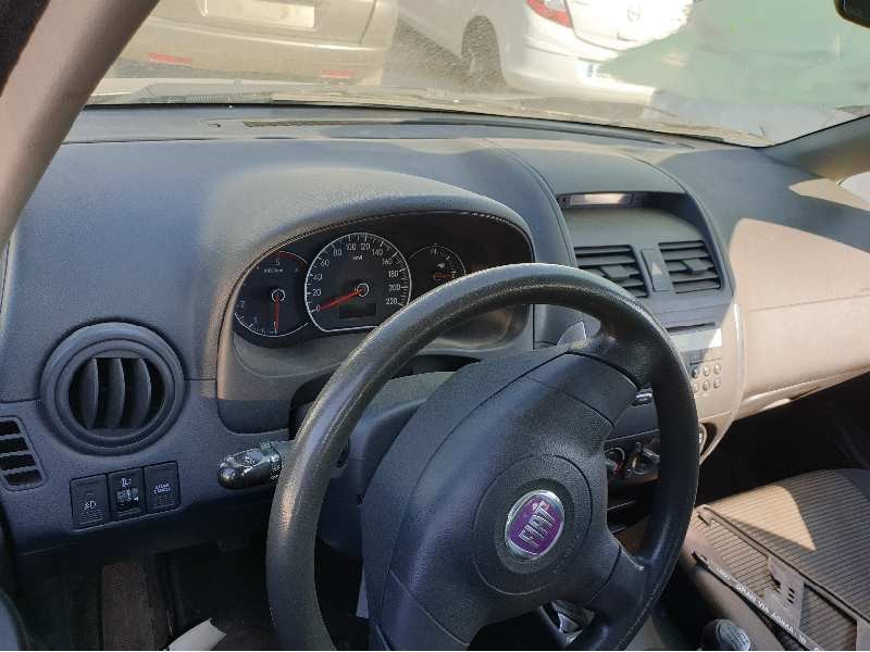 fiat sedici (189) del año 2006