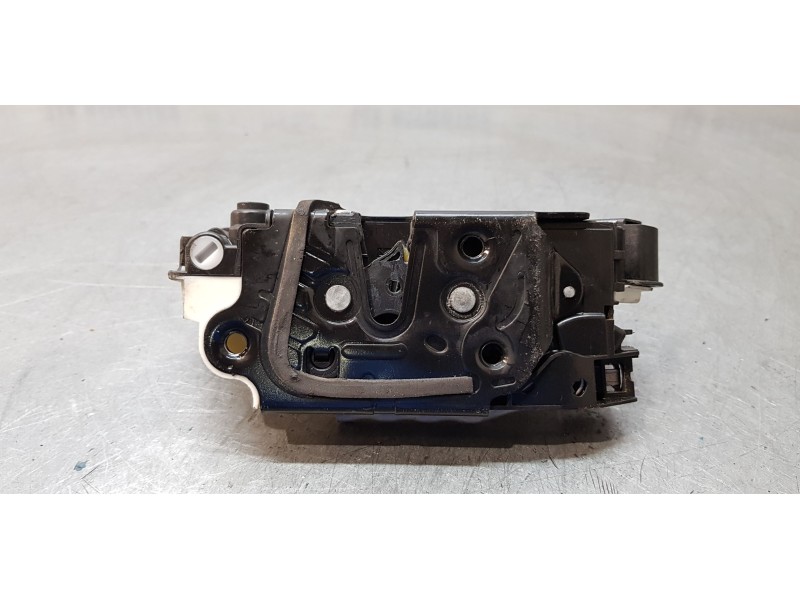 Recambio de cerradura puerta trasera izquierda para seat leon (5f1) i-tech referencia OEM IAM 5K4839015Q   Recambio de cerradura puerta trasera izquierda para seat leon (5f1) i-tech referencia OEM IAM 5K4839015Q