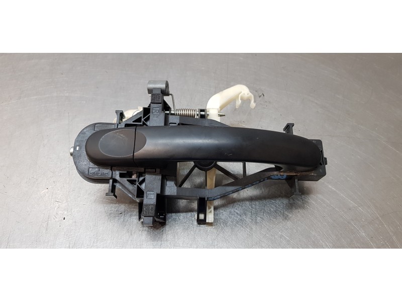 Recambio de maneta exterior lateral derecha para volkswagen caddy furgón/kombi kombi referencia OEM IAM 2K0843352D   Recambio de maneta exterior lateral derecha para volkswagen caddy furgón/kombi kombi referencia OEM IAM 2K0843352D