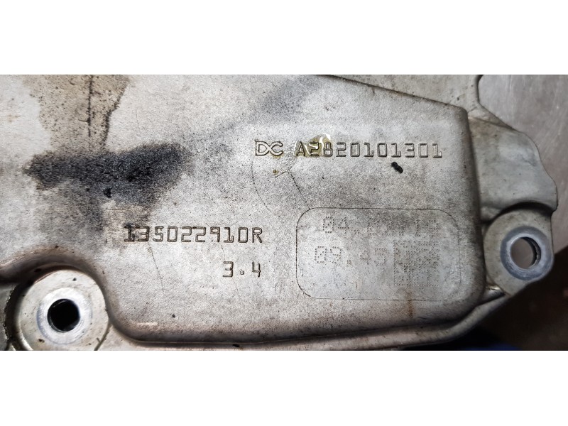 Recambio de tapa distribucion para renault scenic iv grand limited referencia OEM IAM 135022910R  