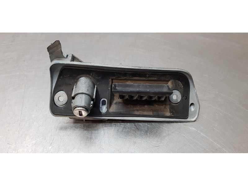 Recambio de maneta exterior trasera izquierda para volkswagen caddy furgón/kombi kombi referencia OEM IAM 2K0827565J   Recambio de maneta exterior trasera izquierda para volkswagen caddy furgón/kombi kombi referencia OEM IAM 2K0827565J