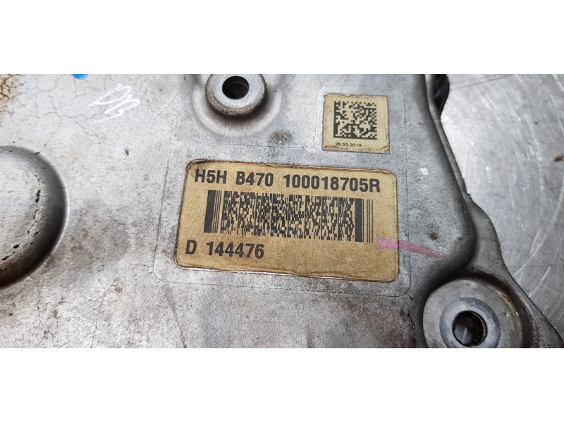 Recambio de tapa distribucion para renault scenic iv grand limited referencia OEM IAM 135022910R  