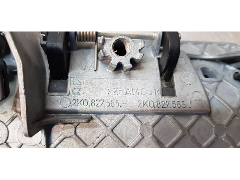 Recambio de maneta exterior trasera izquierda para volkswagen caddy furgón/kombi kombi referencia OEM IAM 2K0827565J   Recambio de maneta exterior trasera izquierda para volkswagen caddy furgón/kombi kombi referencia OEM IAM 2K0827565J