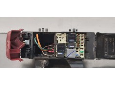 Recambio de caja reles / fusibles para jaguar xf r-sport awd referencia OEM IAM T4N11774   2