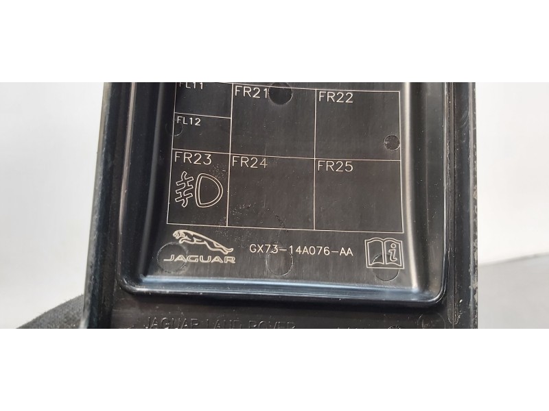 Recambio de caja reles / fusibles para jaguar xf r-sport awd referencia OEM IAM T4N11774  