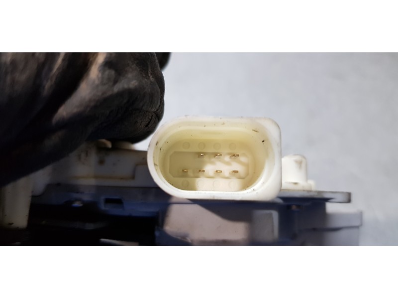 Recambio de cerradura puerta delantera derecha para volkswagen passat variant (365) edition bluemotion referencia OEM IAM 3C1837 Recambio de cerradura puerta delantera derecha para volkswagen passat variant (365) edition bluemotion referencia OEM IAM 3C1837