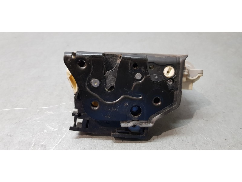 Recambio de cerradura puerta delantera derecha para volkswagen passat variant (365) edition bluemotion referencia OEM IAM 3C1837 Recambio de cerradura puerta delantera derecha para volkswagen passat variant (365) edition bluemotion referencia OEM IAM 3C1837