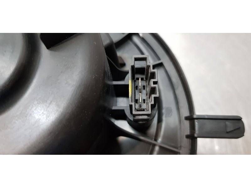 Recambio de motor calefaccion para volkswagen caddy furgón/kombi kombi referencia OEM IAM 1K1819015E  