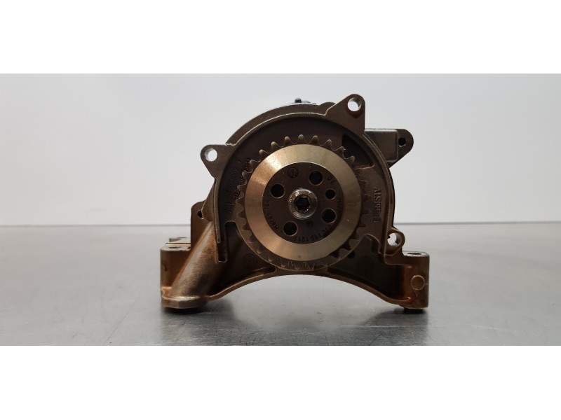 Recambio de bomba aceite para volkswagen golf vi (5k1) advance referencia OEM IAM 03C115105Q   Recambio de bomba aceite para volkswagen golf vi (5k1) advance referencia OEM IAM 03C115105Q