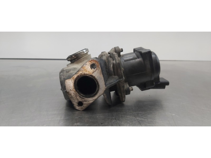 Recambio de valvula egr para ford focus lim. (cb4) trend referencia OEM IAM 9685640480  