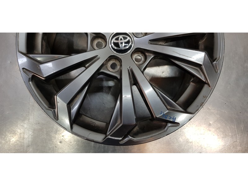 Recambio de llanta para toyota rav4 hybrid 4x2 advance referencia OEM IAM 4261A42160  