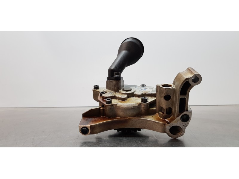 Recambio de bomba aceite para volkswagen golf vi (5k1) advance referencia OEM IAM 03C115105Q   Recambio de bomba aceite para volkswagen golf vi (5k1) advance referencia OEM IAM 03C115105Q