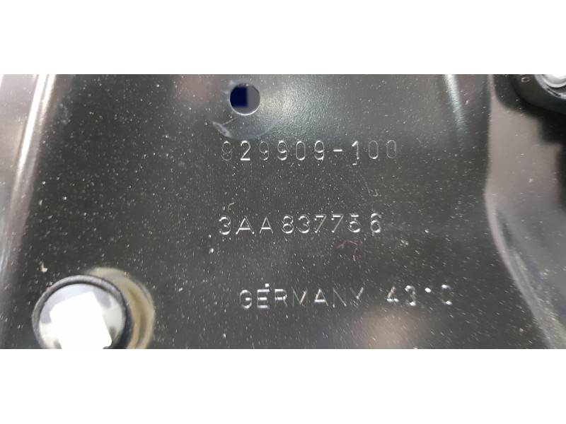 Recambio de elevalunas delantero derecho para volkswagen passat variant (365) edition bluemotion referencia OEM IAM 3AA837756  