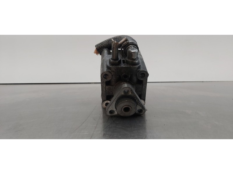 Recambio de bomba direccion para bmw serie 3 berlina (e46) 316i referencia OEM IAM 32416750111  